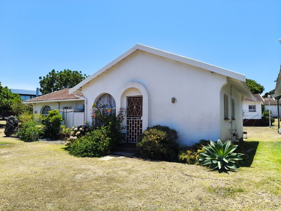 2 Bedroom Property for Sale in Aston Bay Eastern Cape
